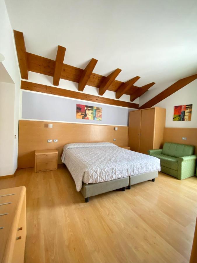 Al Brenta Hotel Levico Terme Buitenkant foto