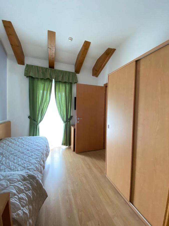 Al Brenta Hotel Levico Terme Buitenkant foto