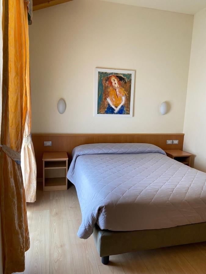 Al Brenta Hotel Levico Terme Buitenkant foto