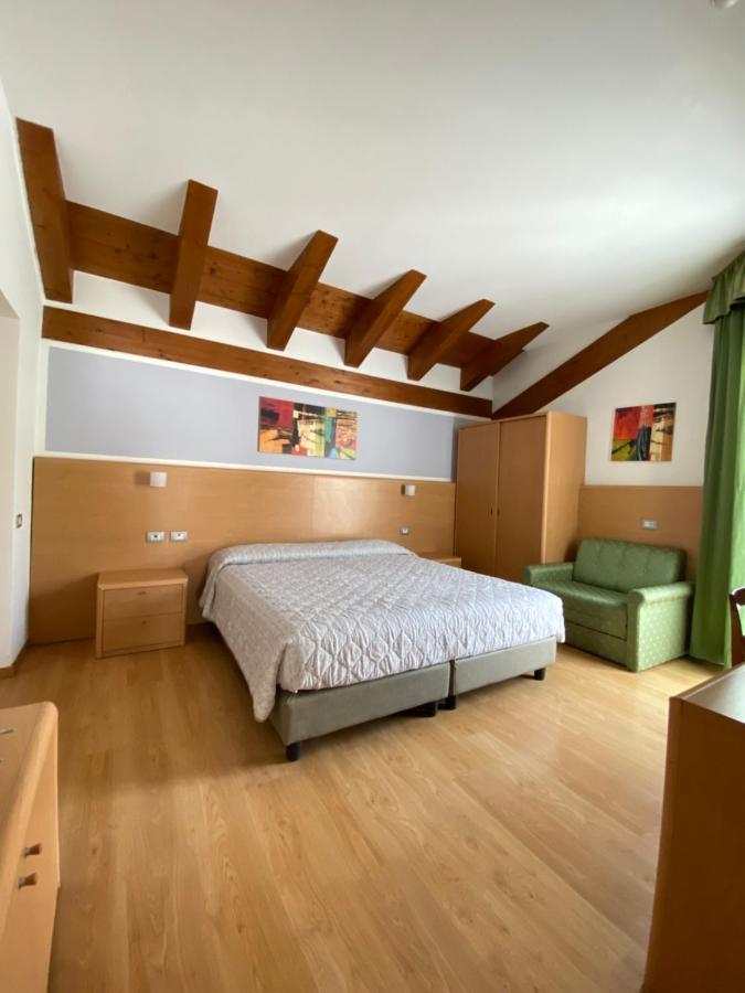 Al Brenta Hotel Levico Terme Buitenkant foto