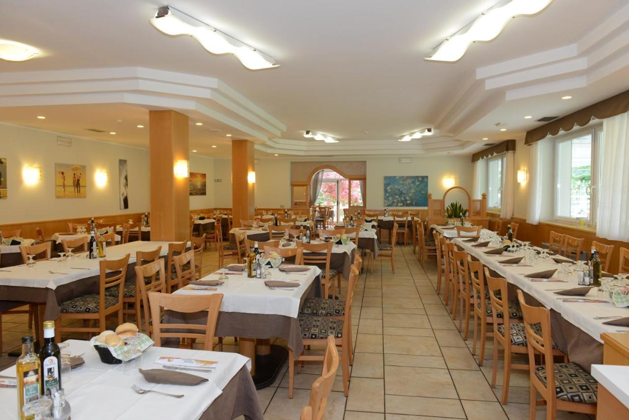Al Brenta Hotel Levico Terme Buitenkant foto